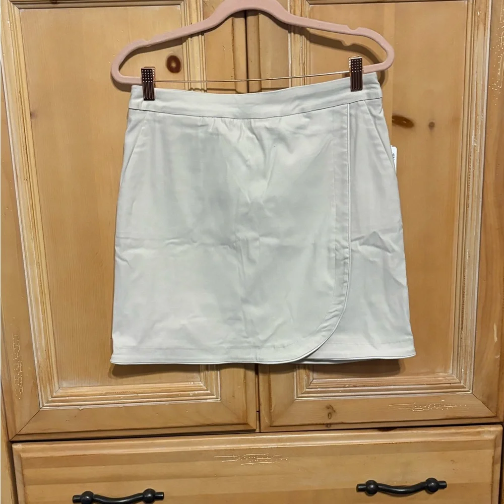 Tribal White Athletic Skort | Built-In Shorts | Golf Tennis Skirt | NWT - Picture 9 of 12